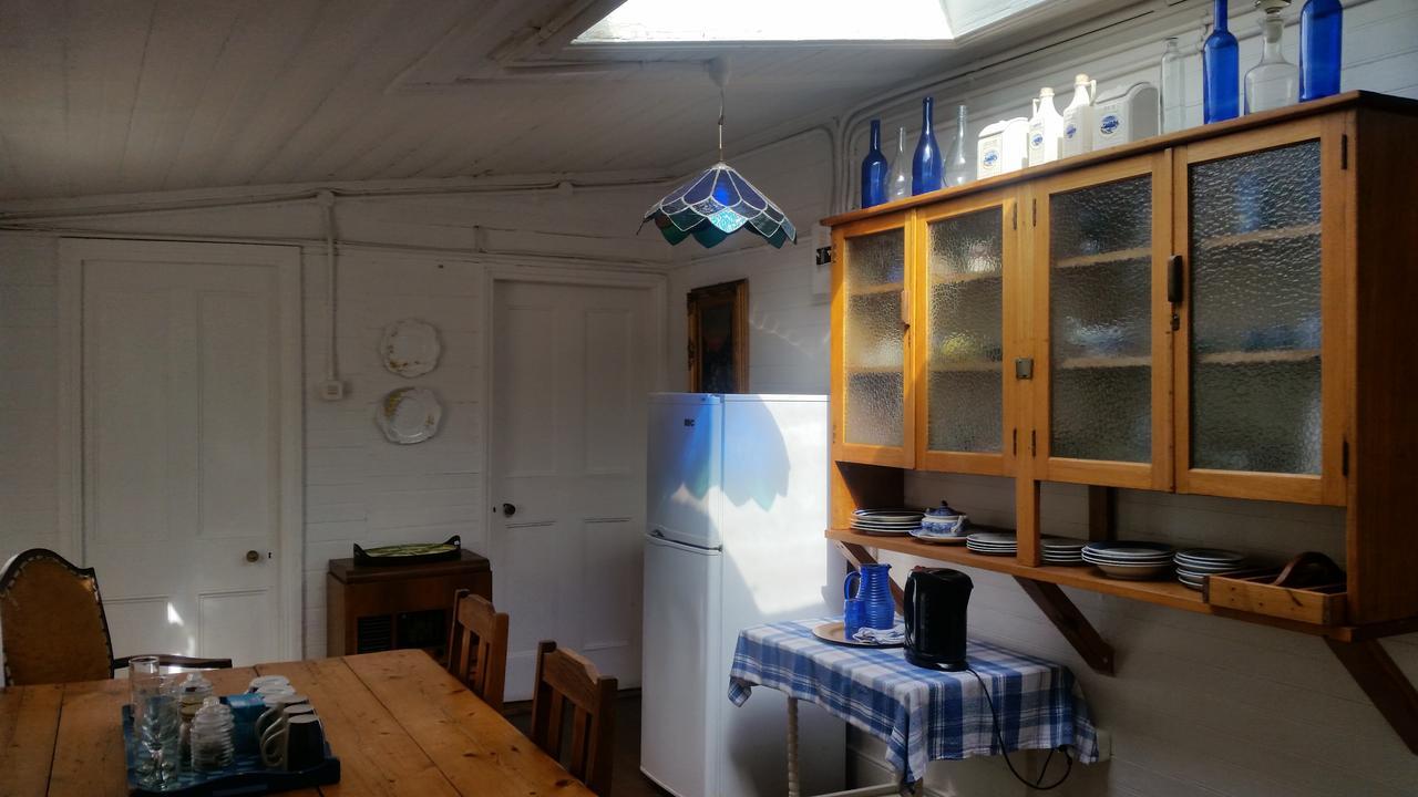 基岩山林小屋 诺洛斯港 外观 照片